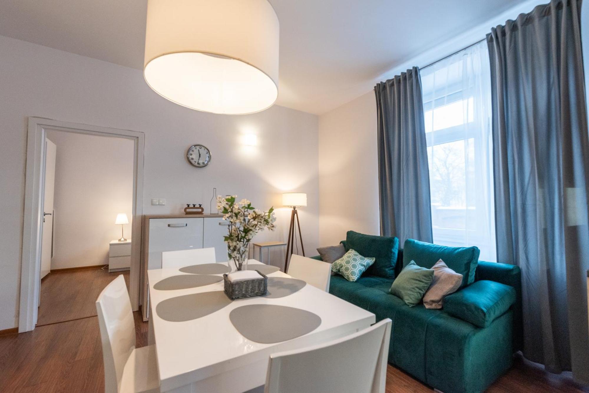 City Lights Bosacka クラクフ 部屋 写真